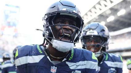 Los Cowboys incorporan a un veterano cornerback y dos veces campeón nacional.