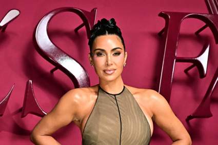 La nueva película de Kim Kardashian recibe un adelanto de Eva Longoria.