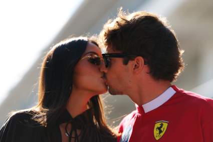 Aquí están todas las fotos de la boda de Charles Leclerc con Alexandra Saint Mleux