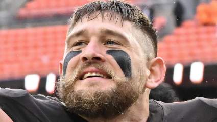 Los Texans son instados a actuar en contra del exjugador All-Pro de los Bills, selección del draft, en medio de rumores de interés.