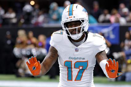 Los Broncos reciben una importante actualización sobre el traspaso de Jaylen Waddle.