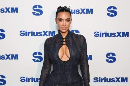 La madre de Lewis Hamilton se opone a su relación con Kim Kardashian.
