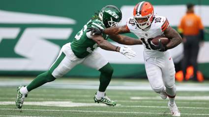 El linebacker de los Browns, Quincy Williams, revela la disputa con el entrenador de los Jets que provocó su suplencia.