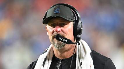 Los Lions fichan a un ex mariscal de campo de los Dolphins por 64 millones de dólares en la agencia libre.
