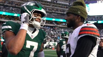 Los Browns pronostican una 'libertad para todos' para el QB después de agregar a una ex selección de primera ronda