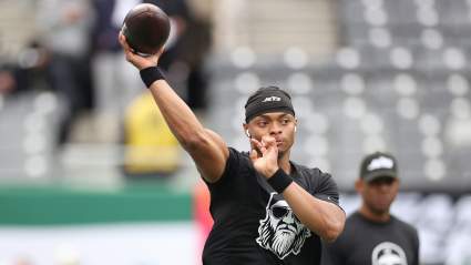 Los Chiefs adquieren a un ex mariscal de campo de primera ronda para brindarle una alternativa a Patrick Mahomes.