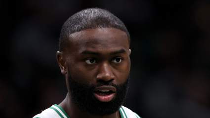 Jaylen Brown, de los Celtics, critica a Lu Dort tras el enfrentamiento con los Thunder.