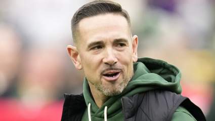 Los Packers reciben a un receptor abierto especialista en pases largos en medio de crecientes rumores de traspaso.