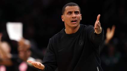 Los Celtics reciben noticias preocupantes sobre lesiones antes del partido contra los Hawks.