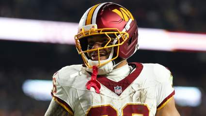 Los comandantes están en condiciones de ser seleccionados en el segundo día del draft. Chris Rodriguez Jr. será el reemplazo.