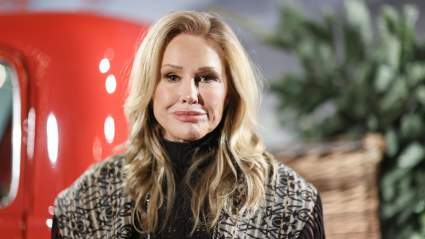 Kathy Hilton detalla lo que compró con su primera tarjeta de crédito.
