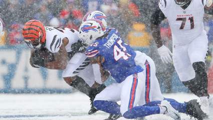 Se recomienda a los Bills que traigan de vuelta al apoyador de bajo costo tras una temporada estelar.