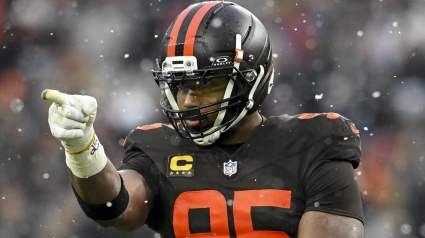 Una idea de intercambio explosiva de los Rams apunta a Myles Garrett de los Browns.
