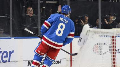 JT Miller, frustrado, vuelve a criticar a los fanáticos de los Rangers