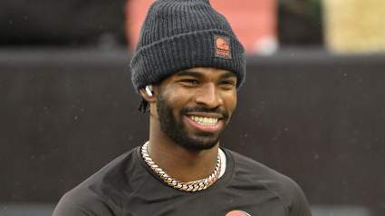 El propietario de los Browns hace una declaración esperanzadora sobre la "educación" de Shedeur Sanders.