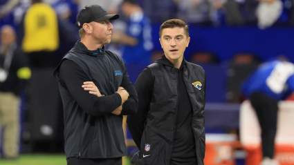 Los Jaguars fichan a un exjugador de baloncesto antes de la agencia libre de la NFL