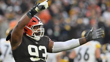 El agente libre más querido de los Browns visita al equipo de la NFC.