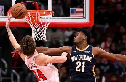 Una idea comercial le permite a los Chicago Bulls adquirir su potencial centro de franquicia.