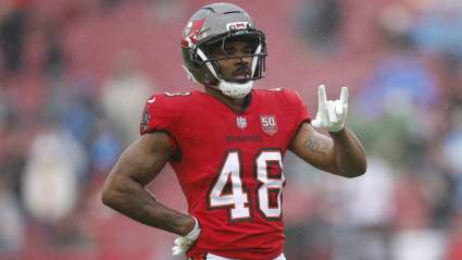 Los Buccaneers pierden a un jugador tres veces All-Pro de la NFL que se une a un contendiente de la NFC.