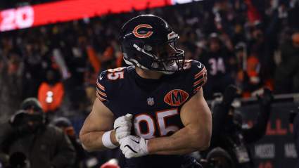 A los Bears se les está acabando el tiempo para tomar una decisión clave sobre Cole Kmet.