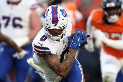 Tom Izzo, de Michigan State, critica la "dureza" del receptor de los Bills, Keon Coleman.