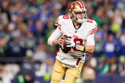 Un equipo de la AFC podría intentar arrebatarle a Mac Jones a los 49ers antes del Draft de la NFL.