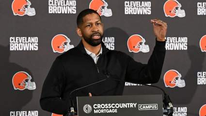 Los Browns podrían resolver una "incógnita importante" con un jugador Pro Bowler agente libre.