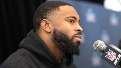 Los comandantes son elogiados por fichar al "mejor jugador" de la agencia libre.