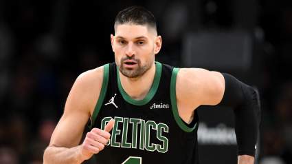 ACTUALIZACIÓN: Nikola Vucevic de los Celtics sufre un duro golpe por lesión contra los Mavs