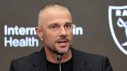 Los Raiders cortan lazos con un veterano de $11 millones que inició ocho juegos en 2025