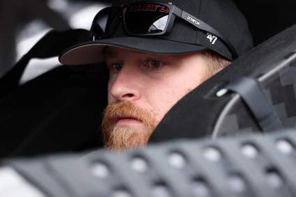 Chris Buescher resta importancia al incidente de la Goodyear 400 en el circuito de Darlington, calificándolo de "simplemente una carrera".