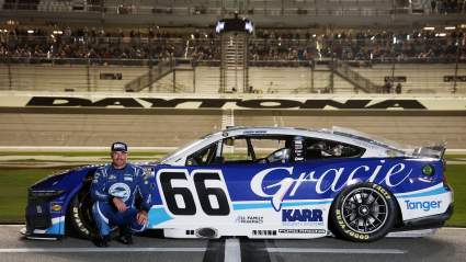 Casey Mears ficha por Beard Motorsports con la vista puesta en sus 500 participaciones.