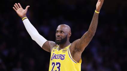 LeBron James de los Lakers rompe récord de tiros de campo intocables en la NBA