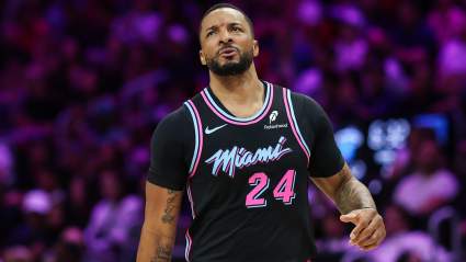 Norman Powell, del Heat, recibe buenas noticias sobre su lesión antes del partido contra los Spurs.