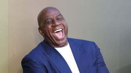 Magic Johnson hace una declaración audaz después del partido entre Michigan State y Louisville.
