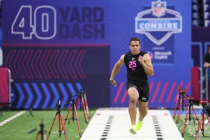 Los Broncos muestran un gran interés en el jugador explosivo que participa en el Draft de la NFL.
