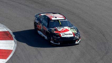 Monster Energy busca asociarse con una estrella emergente de NASCAR