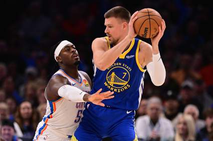Los Golden State Warriors anuncian un nuevo plan para Kristaps Porzingis tras el partido contra los Thunder