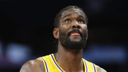 Una estadística sorprendente demuestra lo mucho que los Lakers necesitan a Deandre Ayton.