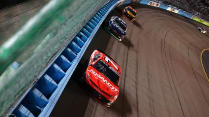 El campeón de NASCAR afirma que no tiene "ninguna intención" de permanecer en la Serie O'Reilly.