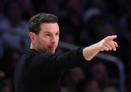 El entrenador de los Lakers, JJ Redick, lanza una advertencia al resto de la NBA.