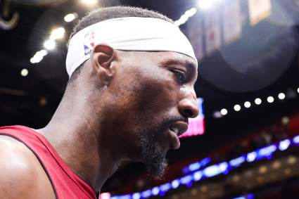 Los Miami Heat anuncian la incorporación de Bam Adebayo antes del partido contra los Hornets.