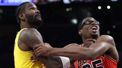 Las estadísticas revelan por qué Deandre Ayton es el factor decisivo de los Lakers.