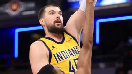 Ivica Zubac vuelve a recibir la etiqueta de lesionado tras su debut con los Pacers.