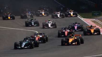 Lo mejor del Gran Premio de China de F1 2026: ganadores del podio, piloto del día, vuelta rápida y más.