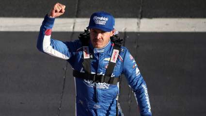 Kyle Larson gana la carrera de la NASCAR O'Reilly Auto Parts Series en Las Vegas.