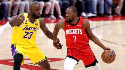 Los Rockets reciben malas noticias tras el bajón de Kevin Durant en la segunda mitad en la derrota de los Lakers.