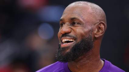 LeBron James aprueba el trabajo de cámara de Caitlin Clark