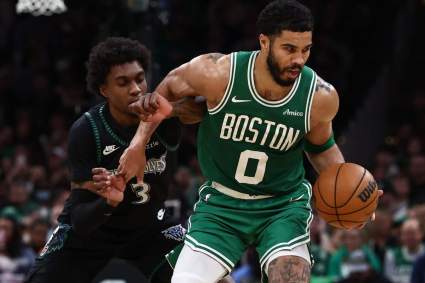 Jaylen Brown, de los Celtics, responde a las críticas contra Jayson Tatum.