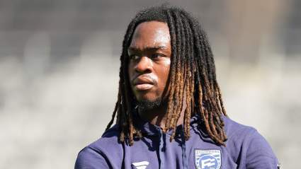 El corredor de los Raiders, Ashton Jeanty, pide disculpas.